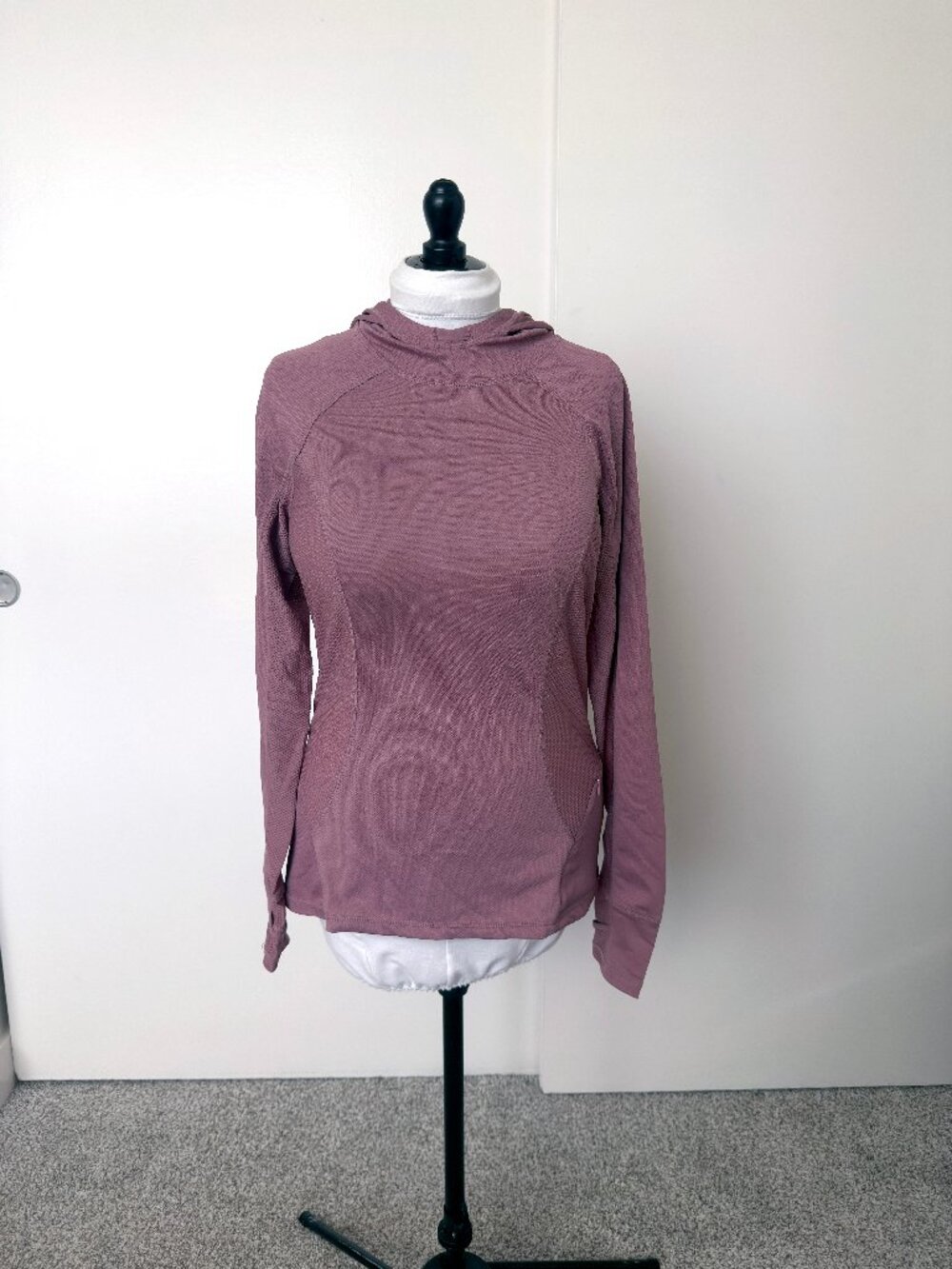 Mauve Pink Fabletics running hoodie
